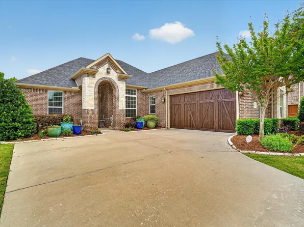 933 Merion Dr, Burleson, TX 76028