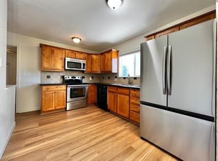 617 Duke Ln, Fort Collins, CO 80525
