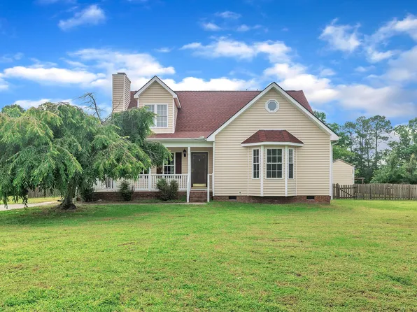 35 Stratton Ct, Youngsville, NC 27596