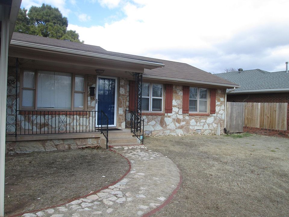 New door and storm door