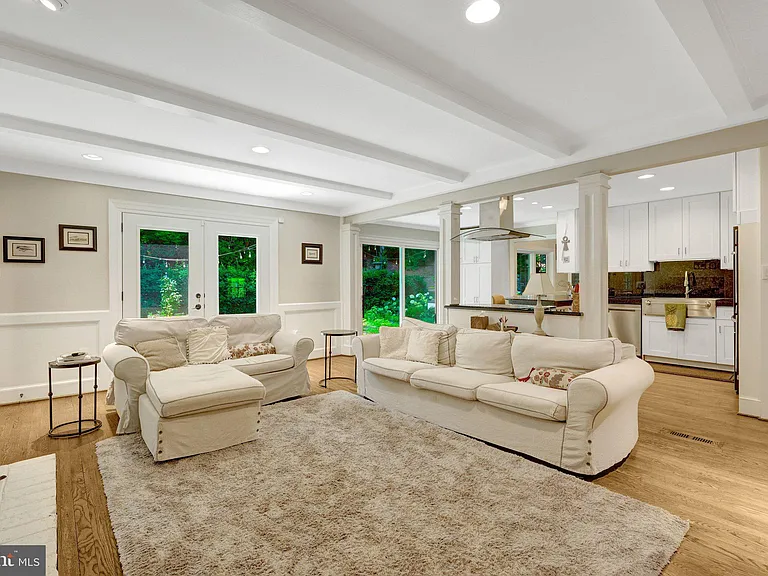 7845 Old Dominion Dr — Photo 37