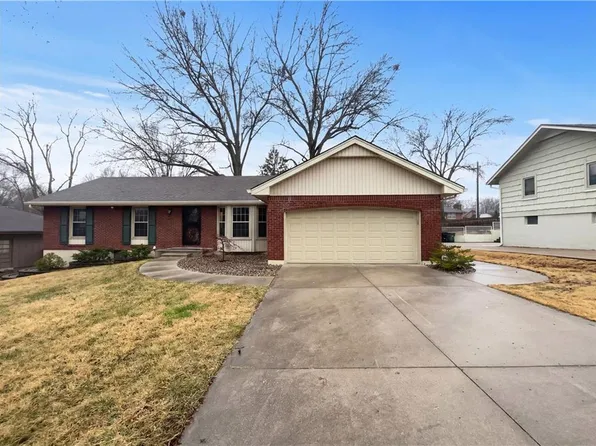 3904 S Stayton Ave, Independence, MO 64055
