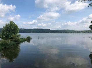 9155 E Southshore Dr, Unionville, IN 47468