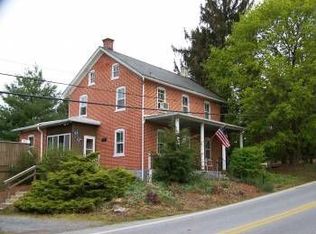 2053 Pine Dr, Lancaster, PA 17601