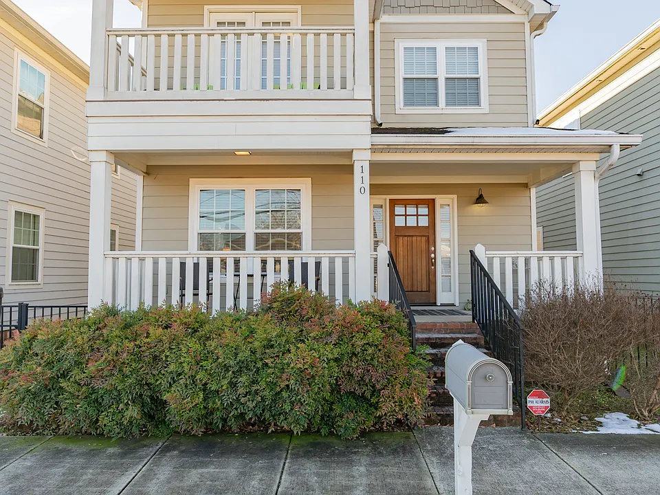 110 W 19th St