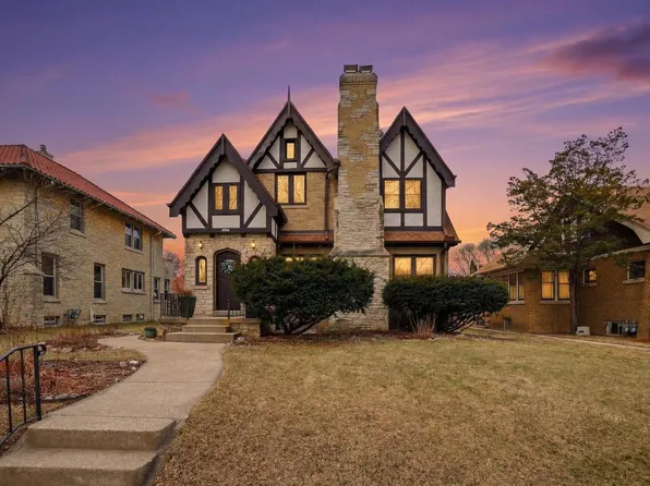 3237 N 51st BOULEVARD, Milwaukee, WI 53216