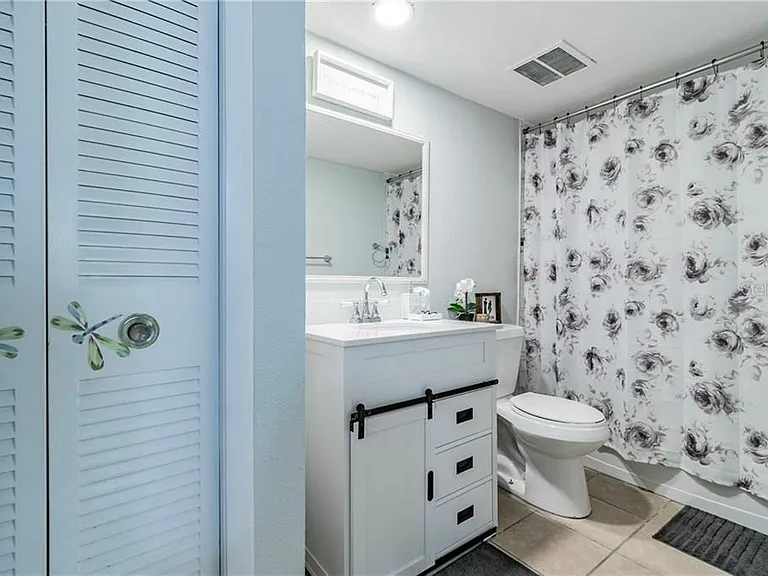 14419 Americana Cir #101 — Photo 5