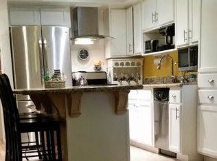 433 Las Casitas Way, Las Vegas, NV 89121