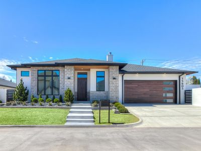 15605 Waterstone Way, Edmond, OK, 73013