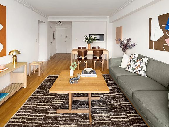 4th image of 33 Greenwich Ave APT 6G