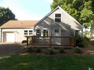 384 Lasalle Rd, Monroe, MI 48162