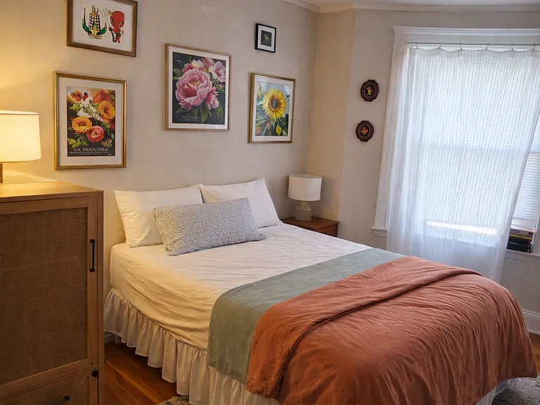 96 Winthrop Rd #3 — Photo 3