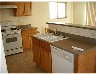 1st image of 3757 Carisbrook Ave