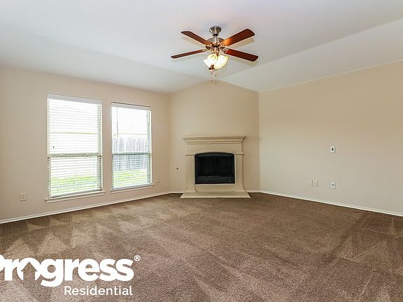 3rd image of 1813 Nightingale Dr