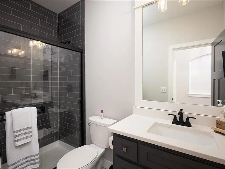 517 Southshore Dr — Photo 18