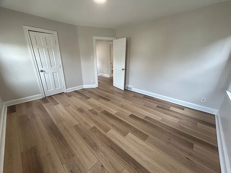 16575 Mendota St — Photo 20