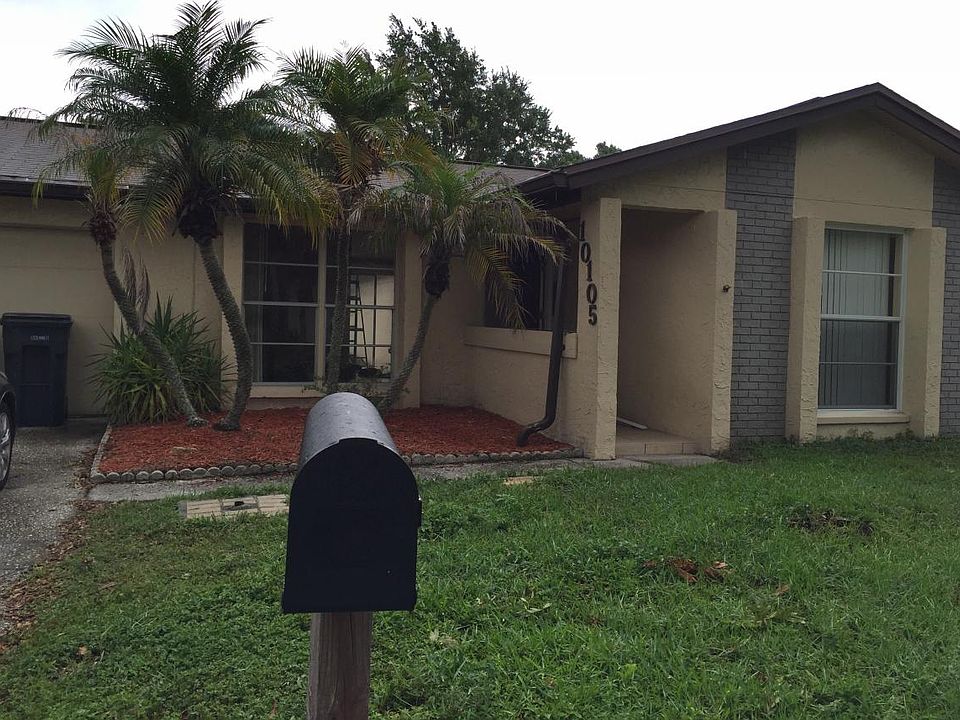 1st image of 10105 Royal Acres Ct