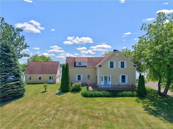 280 King George Hwy, Miramichi, NB E1V 1K9
