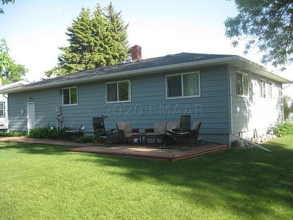 4th image of 602 1st Ave SE