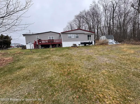 51 Mountain Laurel Vlg, Moscow, PA 18444
