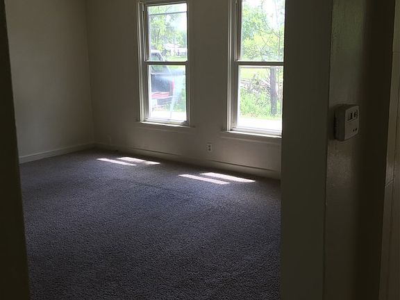 2nd image of 57675 Oakside Ave