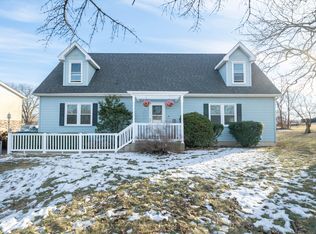 308 W Wilson St, Hebron, IN 46341