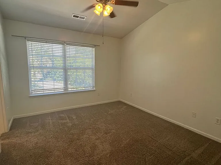 101 Brockman Way — Photo 10