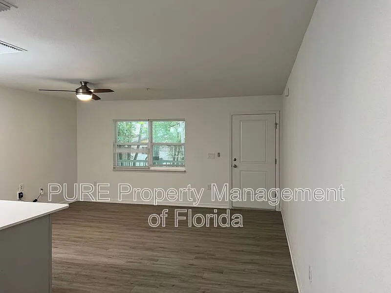 1 bed, 1.0 bath, $1,120 — Photo 3
