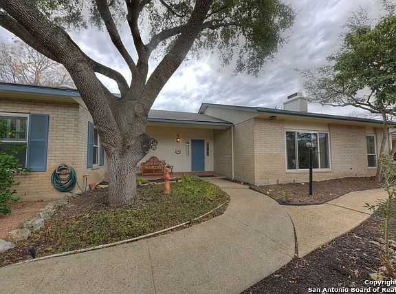 4th image of 7074 McCullough Ave