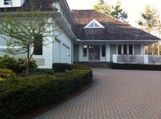8 Hawk Hill Ln, Ipswich, MA 01938