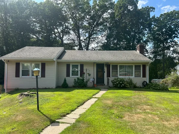 204 Robin Hill Road, Meriden, CT 06450