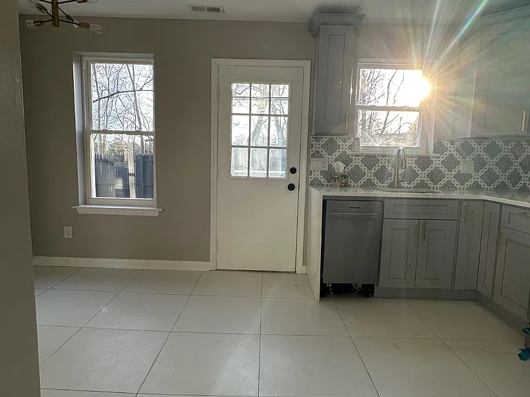 14 Buttonwood Rd — Photo 11