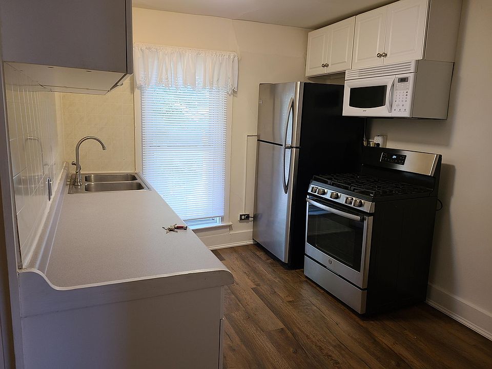 1st image of 261 Walnut St #2