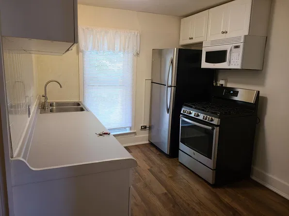 261 Walnut St #2, Winona, MN 55987