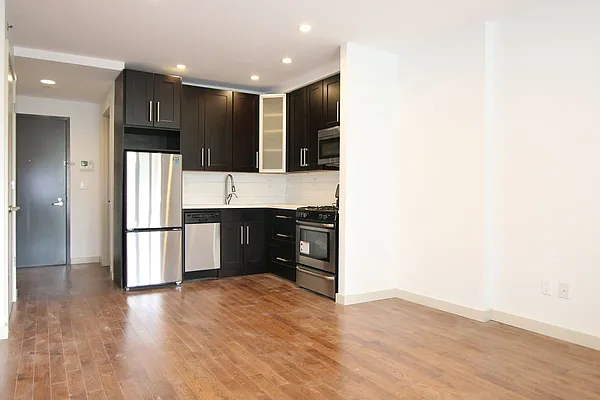 Rented by Target Realty Group | media 22