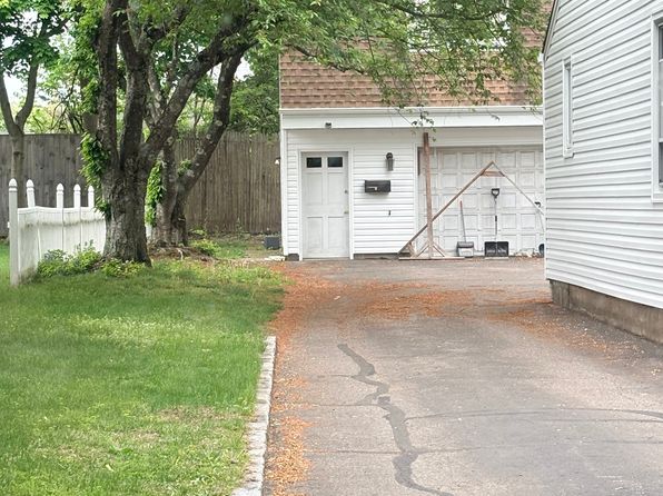 271 Henderson Rd