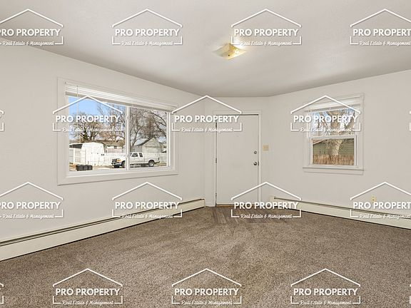 4th image of 440 E 13th St