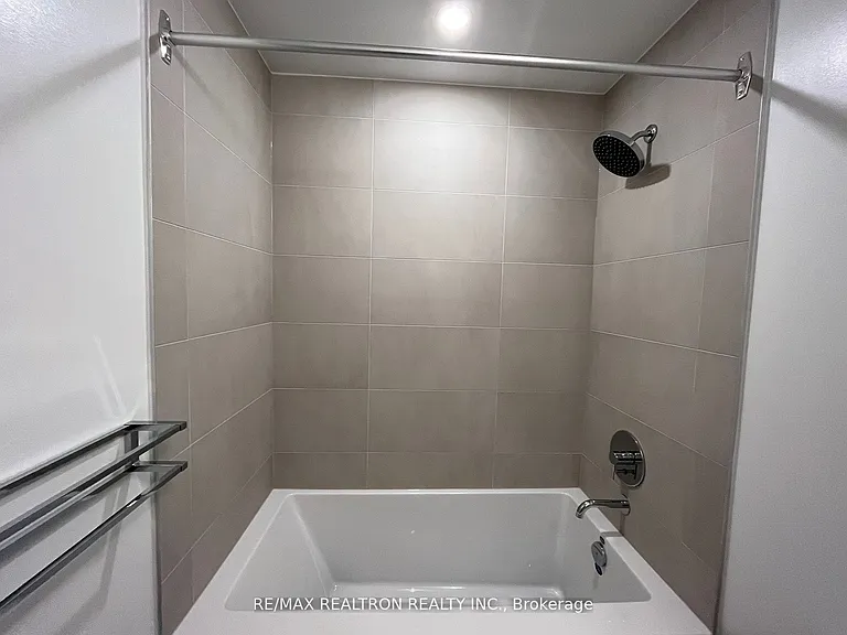 1000 Portage Pkwy #5005 — Photo 21