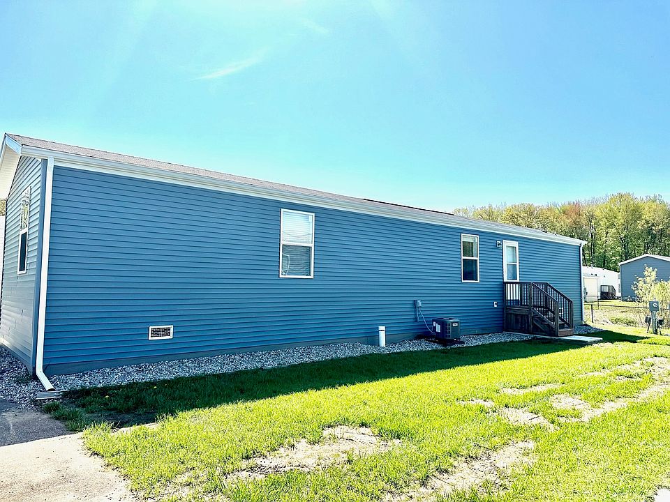 11929 Farm View Dr, Shelbyville, MI 49344 Zillow