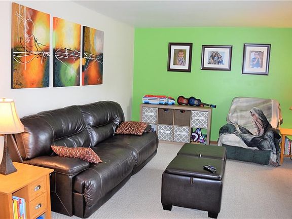 4th image of 2606 Saint Andrews Dr