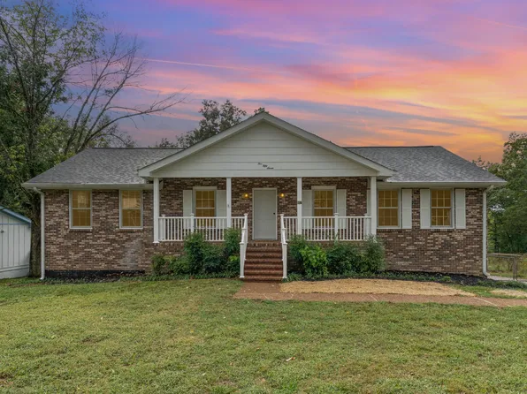 557 Castlegate Dr, Nashville, TN 37217