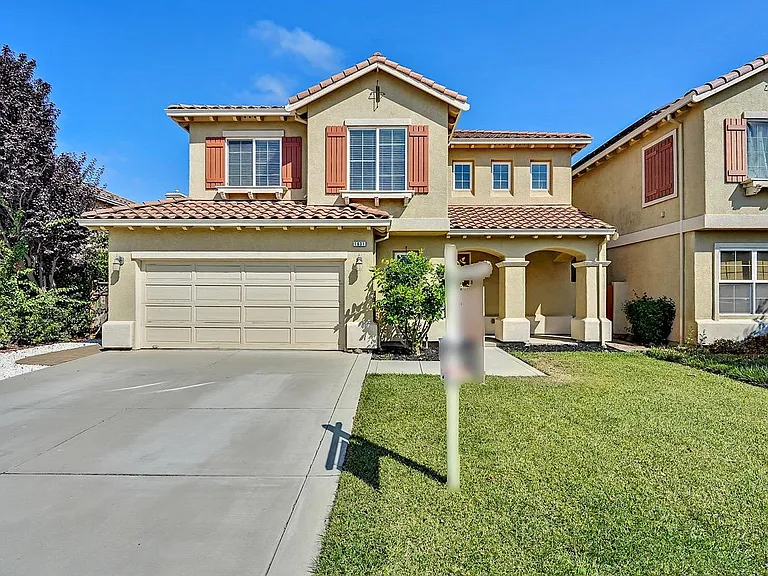 1631 Avenida De Los Padres — Photo 1