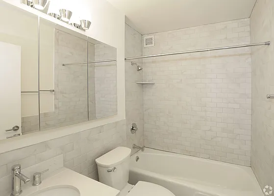 Rented by 280 Park Avenue South Realty | media 24