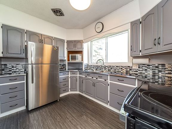 2nd image of 4018 112th Ave NW