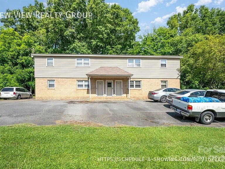 1568 Barringer St — Photo 11