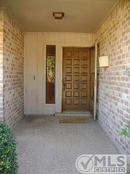 2nd image of 3014 Gailer Dr