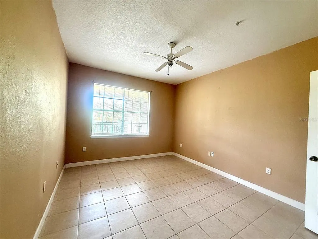 1 bed, 1.0 bath, 854 sqft, $1,400 — Photo 4