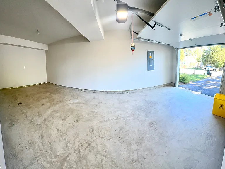 8916 Erie Ave — Photo 40