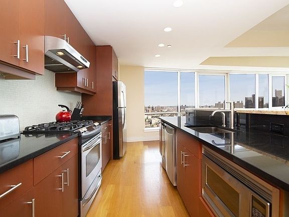 2nd image of 440 Kent Ave APT 22D