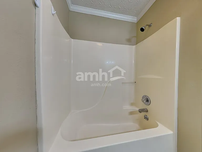8317 Mecklenburg Ct — Photo 16